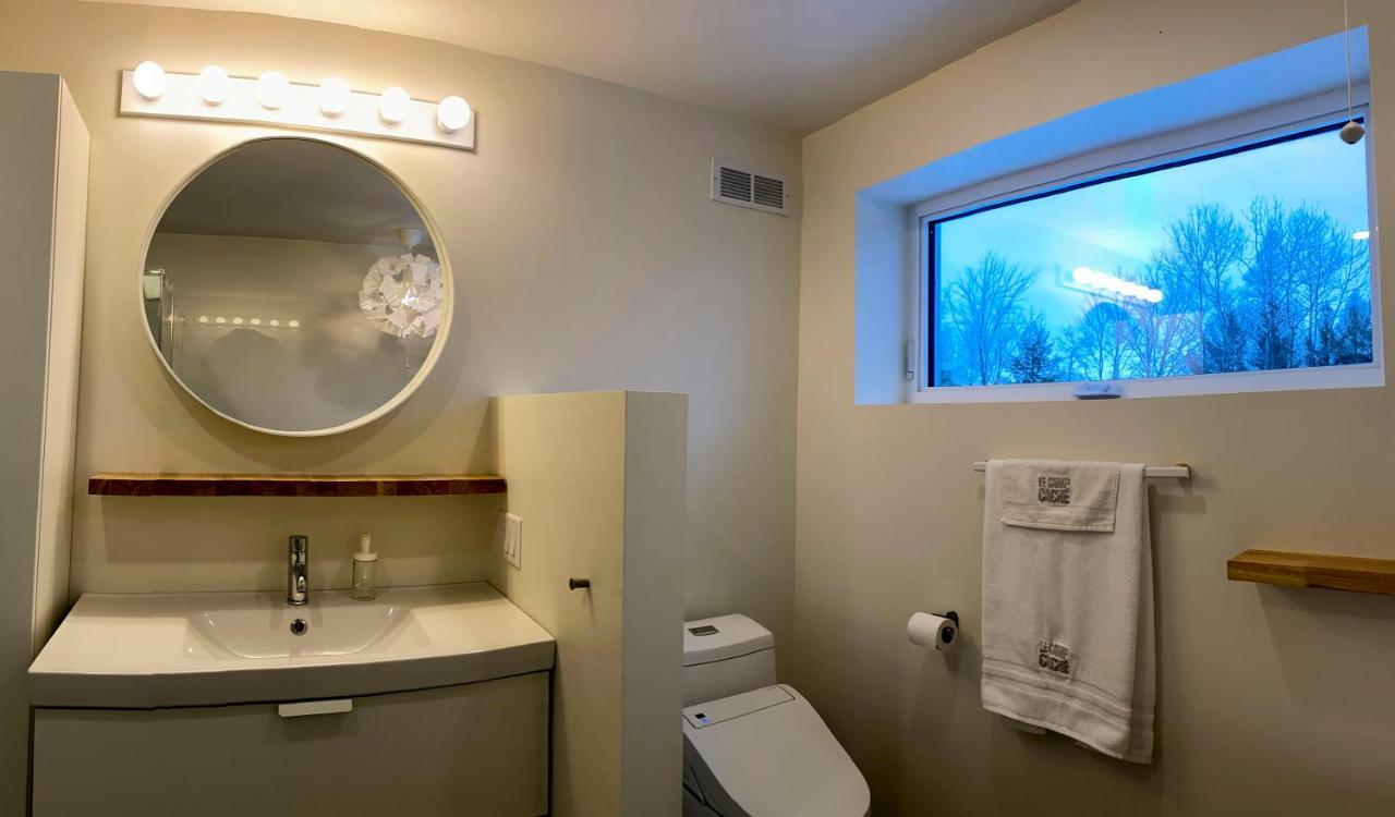 Le Camp Cache Shefford Bed & Breakfast Bagian luar foto
