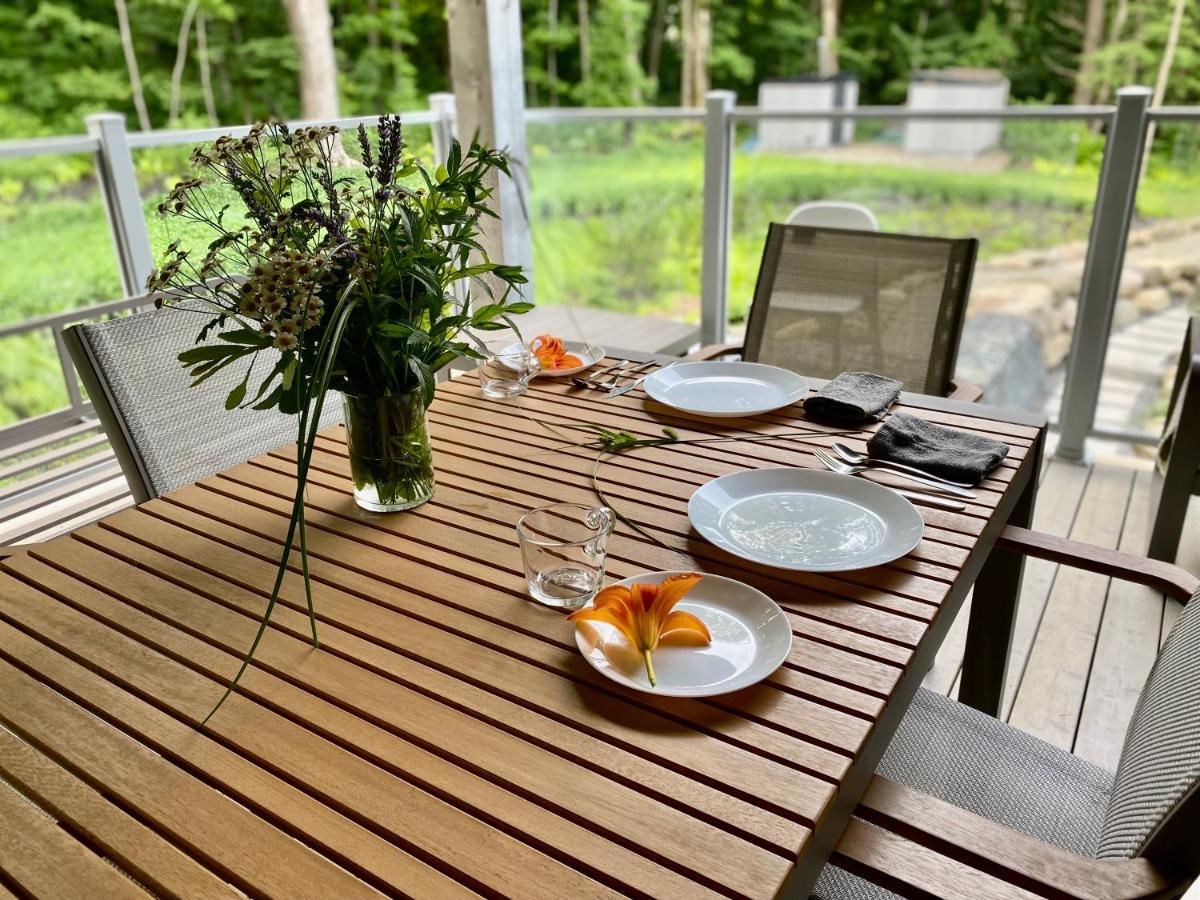 Le Camp Cache Shefford Bed & Breakfast Bagian luar foto